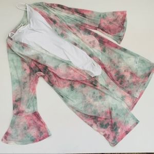 Full Circle Trends
Cover up